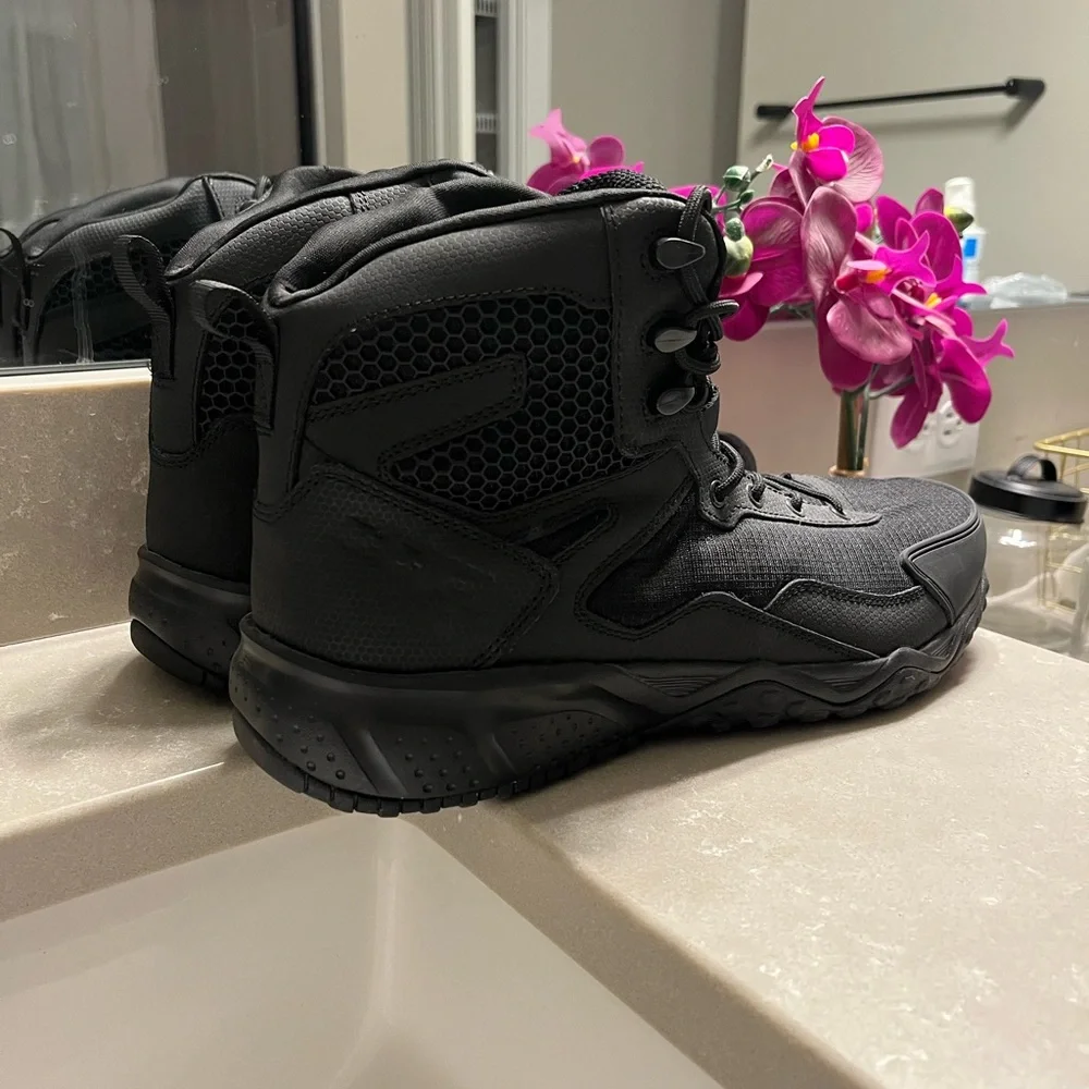 CQR duty boots M10. New, never worn. No tags - Picture 3 of 4